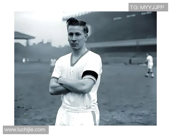 退役较晚的足球明星们如何在职业生涯末期继续闪耀光芒